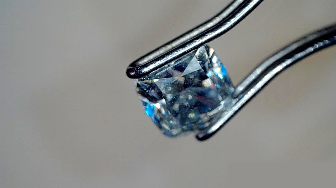 Blue cushion-cut diamond — alternate view